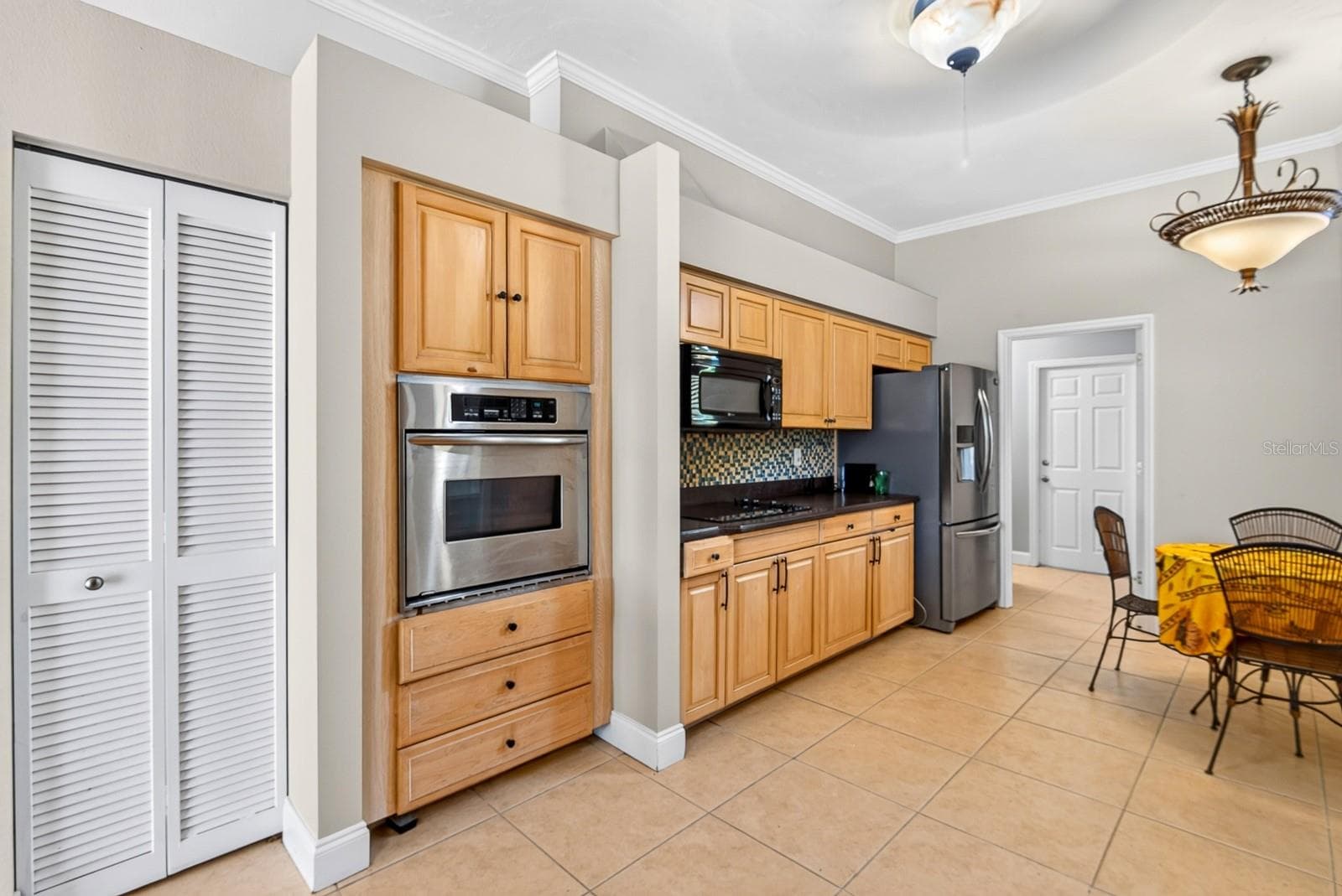 kitchen - 5410 61ST ST E, BRADENTON