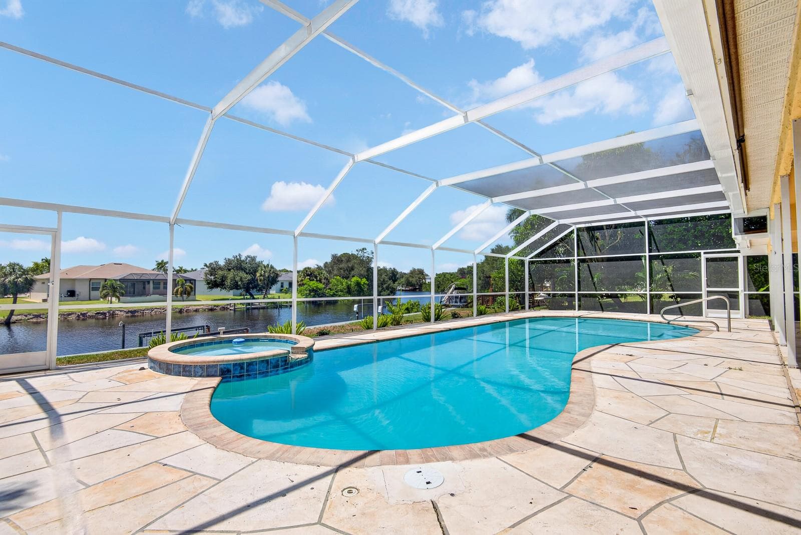 pool and river - 5410 61ST ST E, BRADENTON