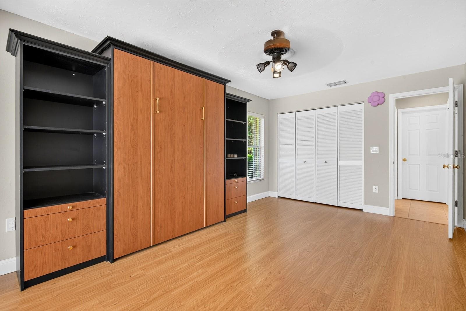 2 bedroom + murphy bed - 5410 61ST ST E, BRADENTON