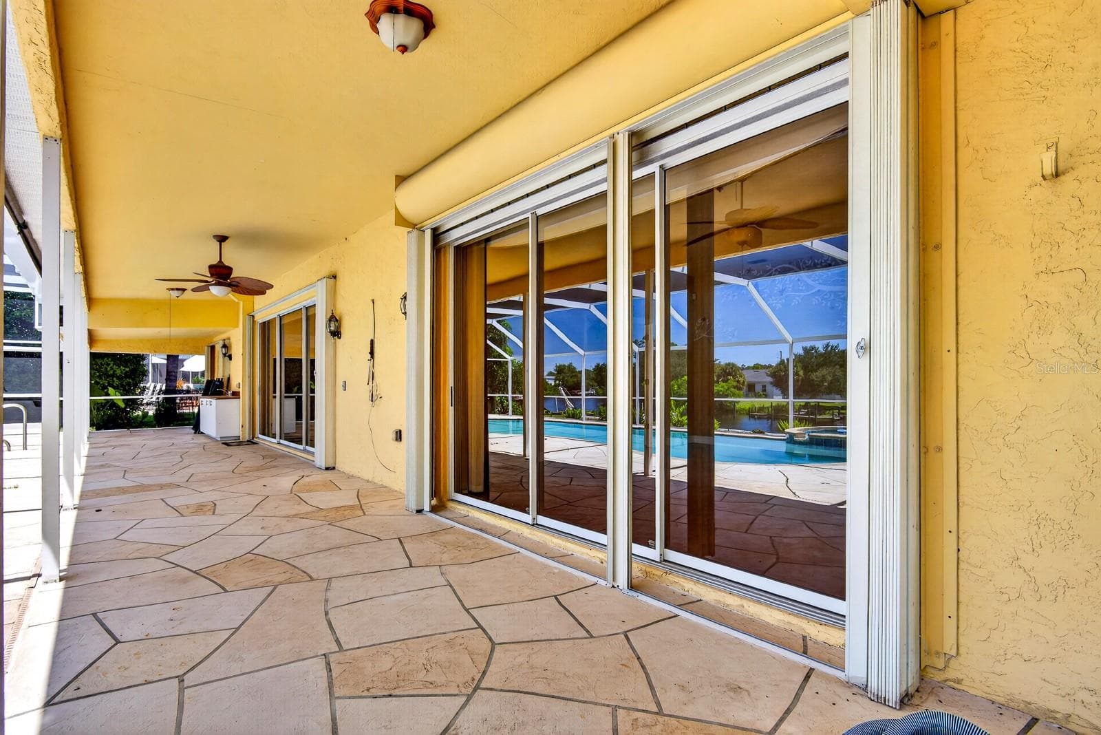 porch - 5410 61ST ST E, BRADENTON