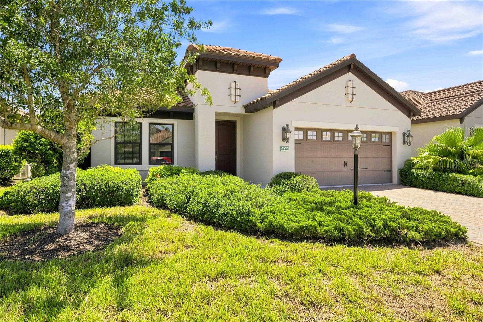 Single Family Residence at 26764 WEISKOPF DR, ENGLEWOOD, photo 4 of 66