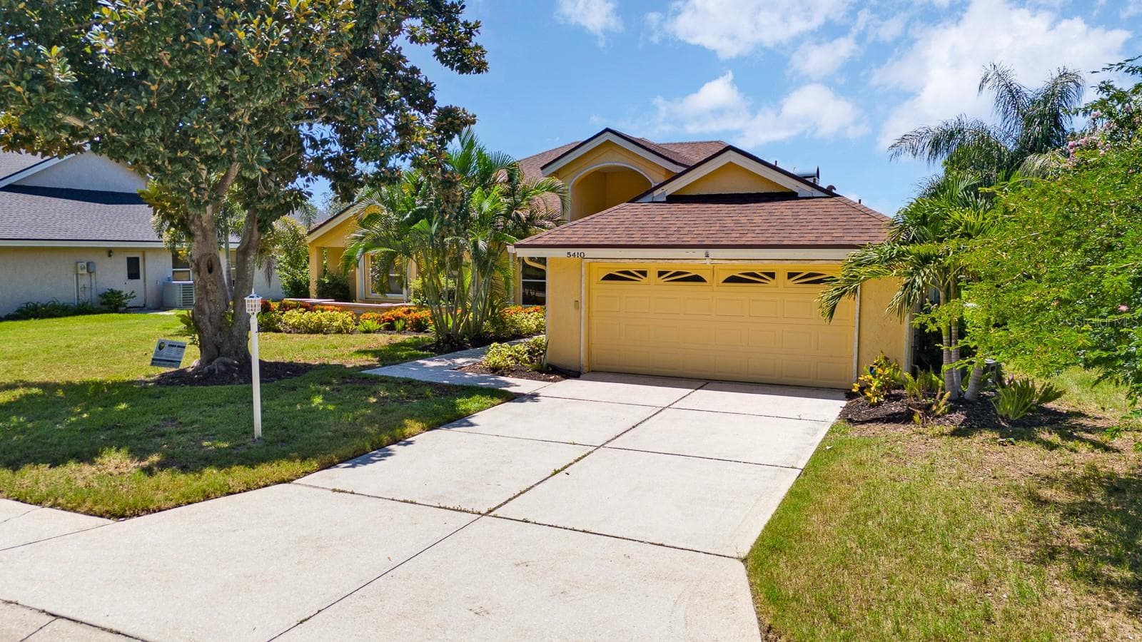front view - 5410 61ST ST E, BRADENTON