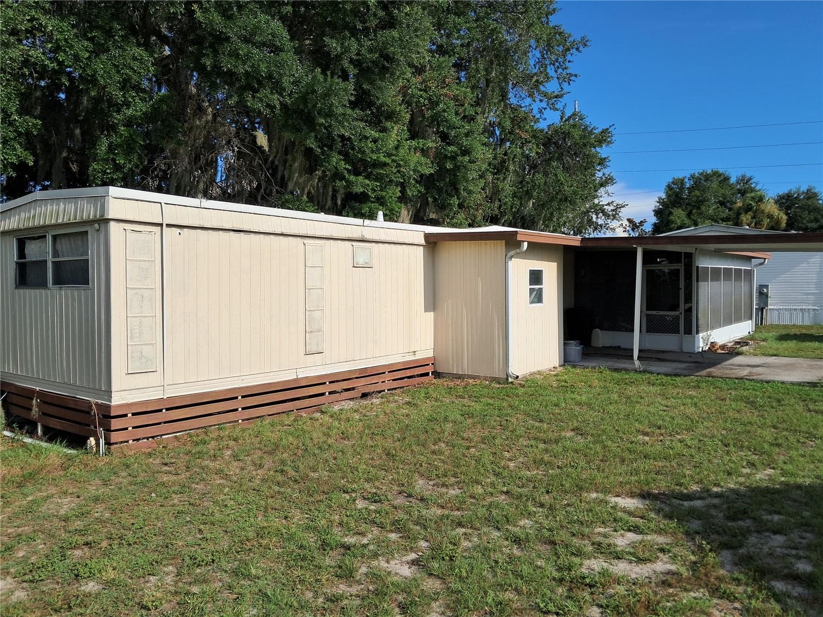 820 MARK RD