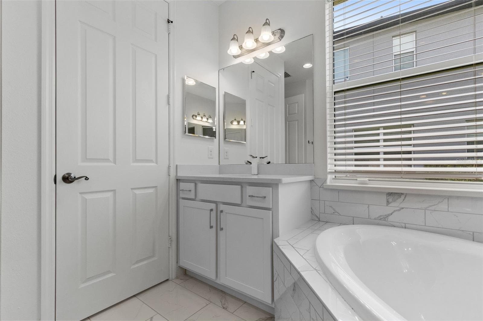 Primary En-Suite - 19714 LONESOME PINE DR, LAND O LAKES