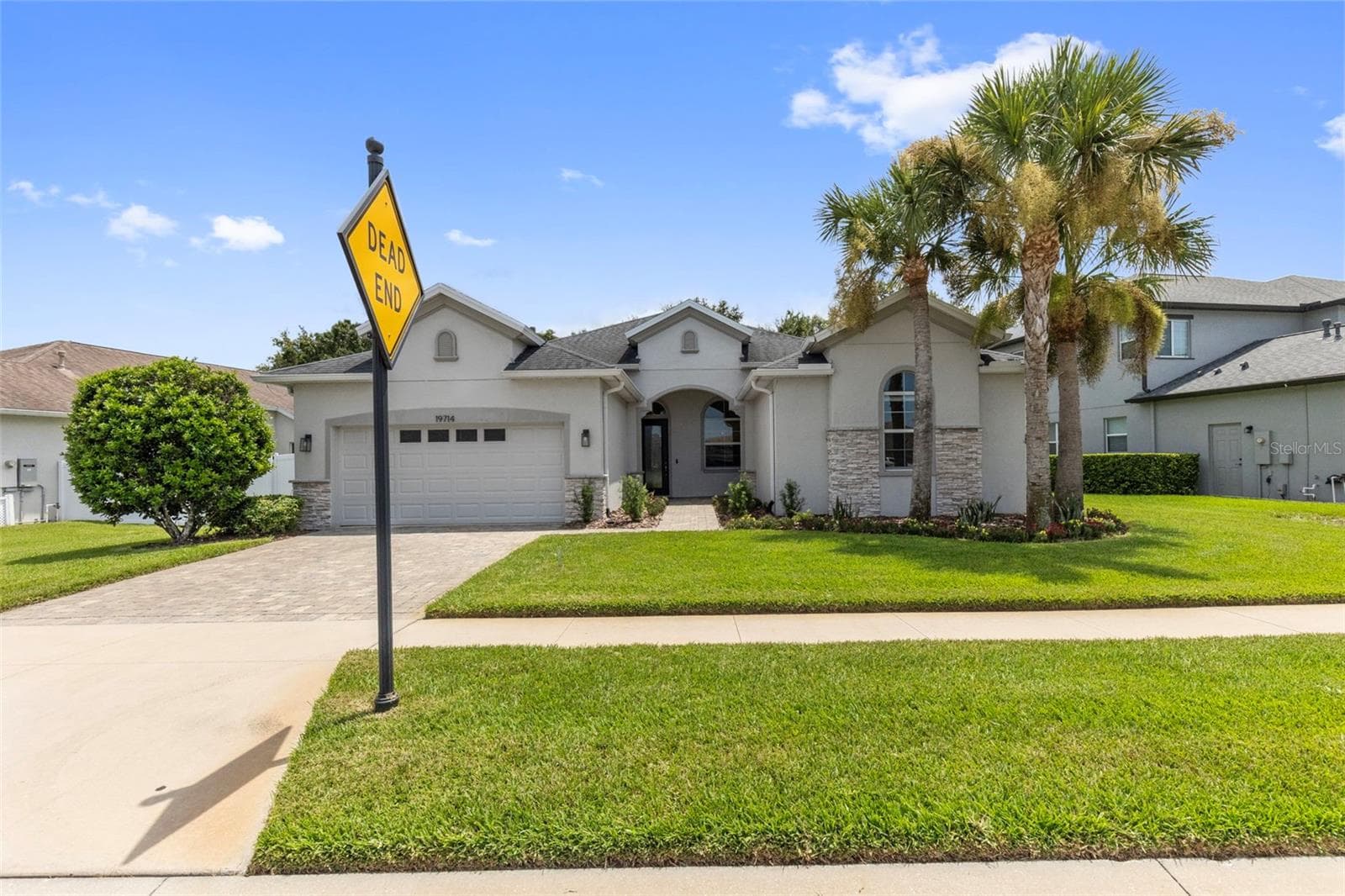 Front Exterior - 19714 LONESOME PINE DR, LAND O LAKES