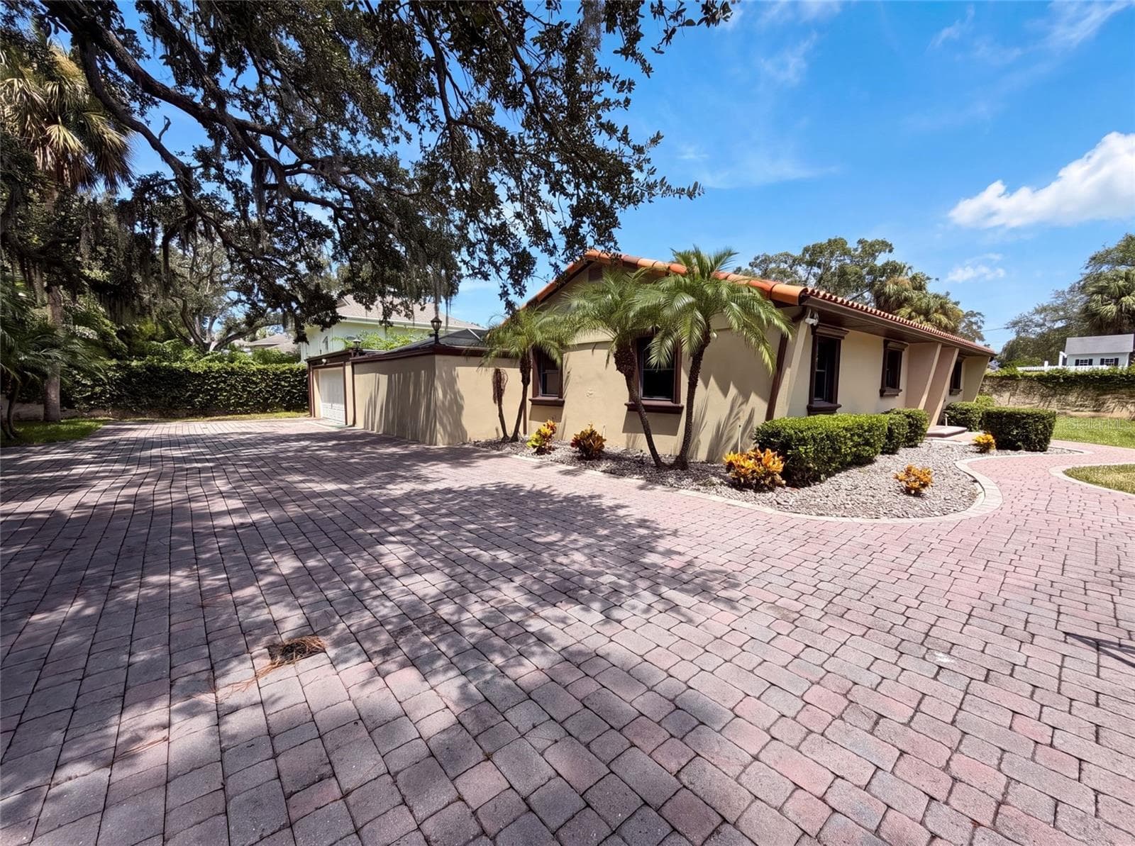 Single Family Residence at 1515 S WEST SHORE BLVD, TAMPA, photo 20 of 25