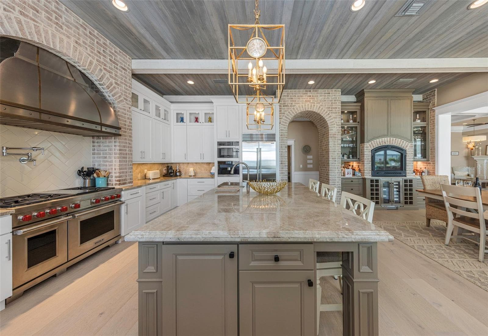 Single Family Residence at 1744 SANTA BARBARA DR, DUNEDIN, photo 14 of 97