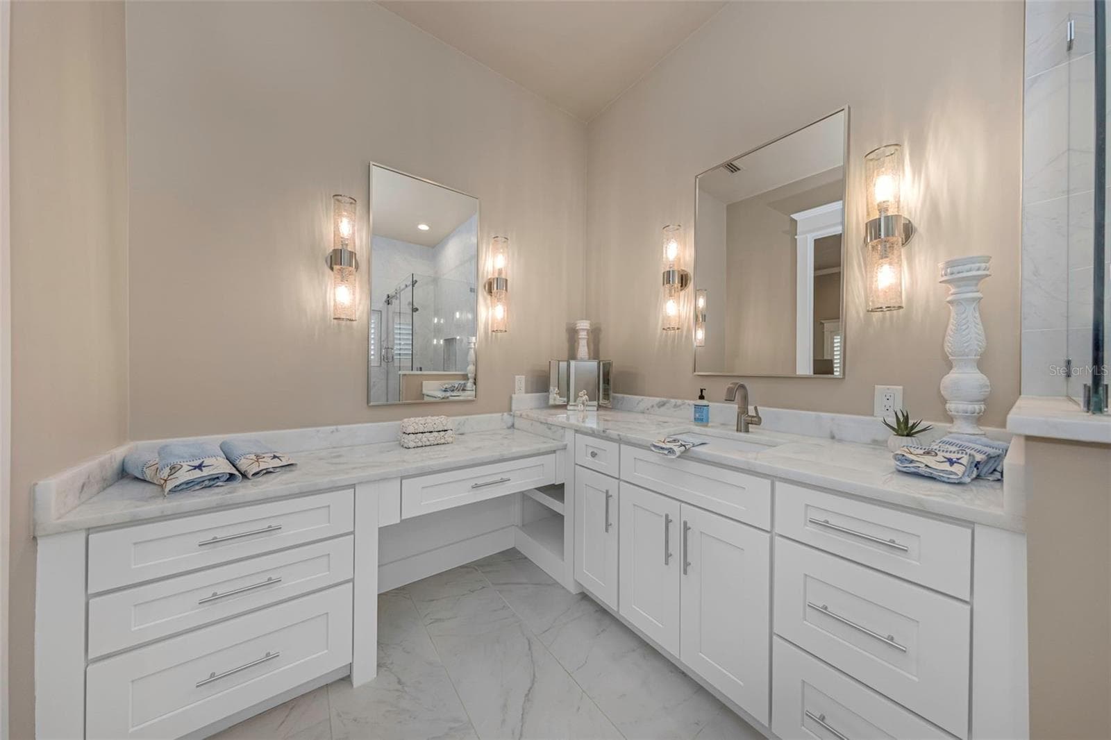 Single Family Residence at 1744 SANTA BARBARA DR, DUNEDIN, photo 40 of 97