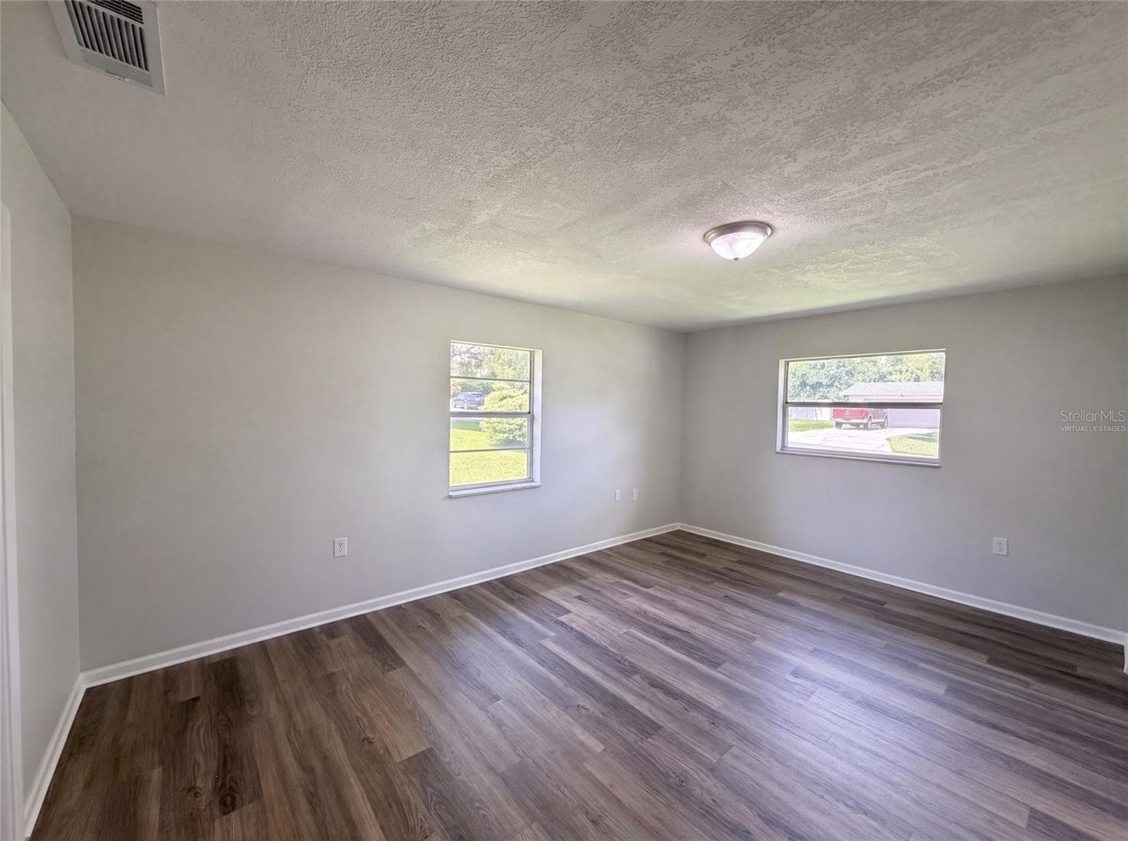 Virtually Staged - 4918 DENISE AVE, LAKELAND