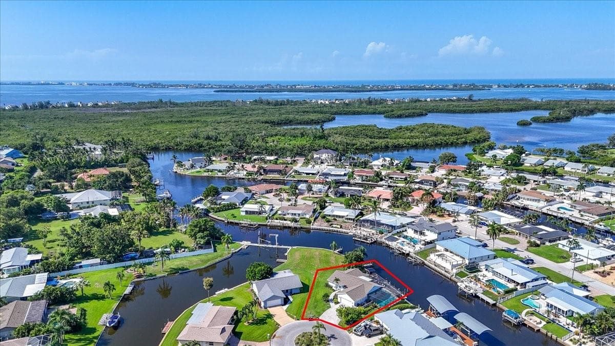 Easy Access to Intercoastal - 5016 MANGROVE POINT RD, BRADENTON