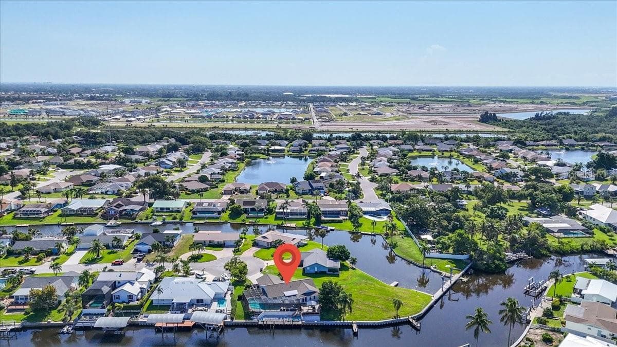 Single Family Residence at 5016 MANGROVE POINT RD, BRADENTON, photo 44 of 47