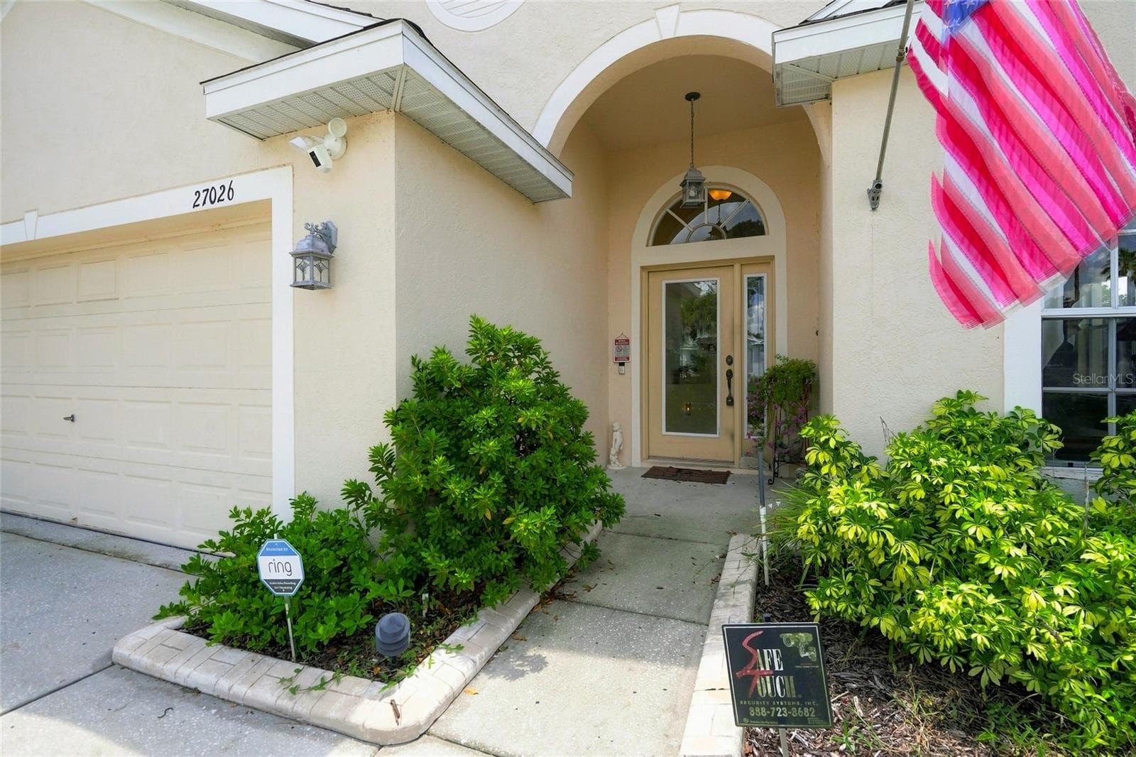 Single Family Residence at 27026 ARROWBROOK WAY, WESLEY CHAPEL, photo 2 of 20