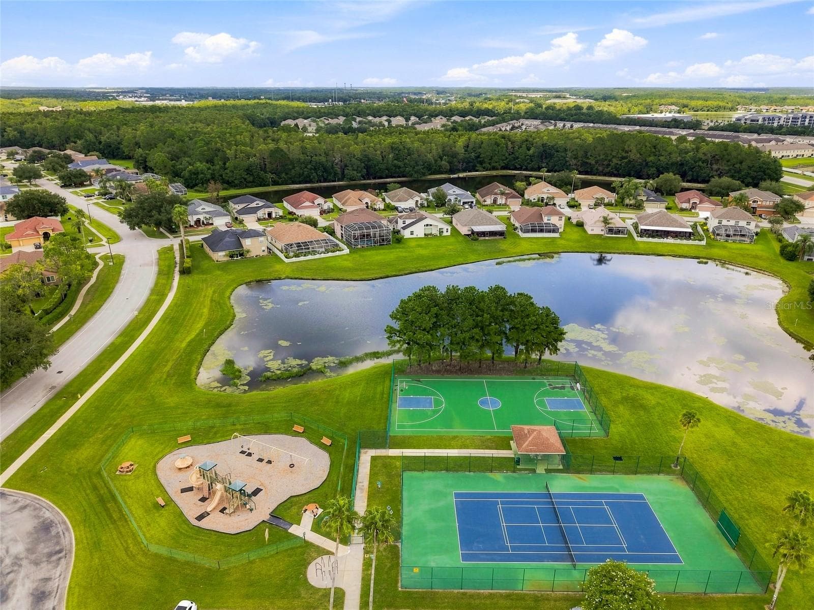 Single Family Residence at 27026 ARROWBROOK WAY, WESLEY CHAPEL, photo 19 of 20