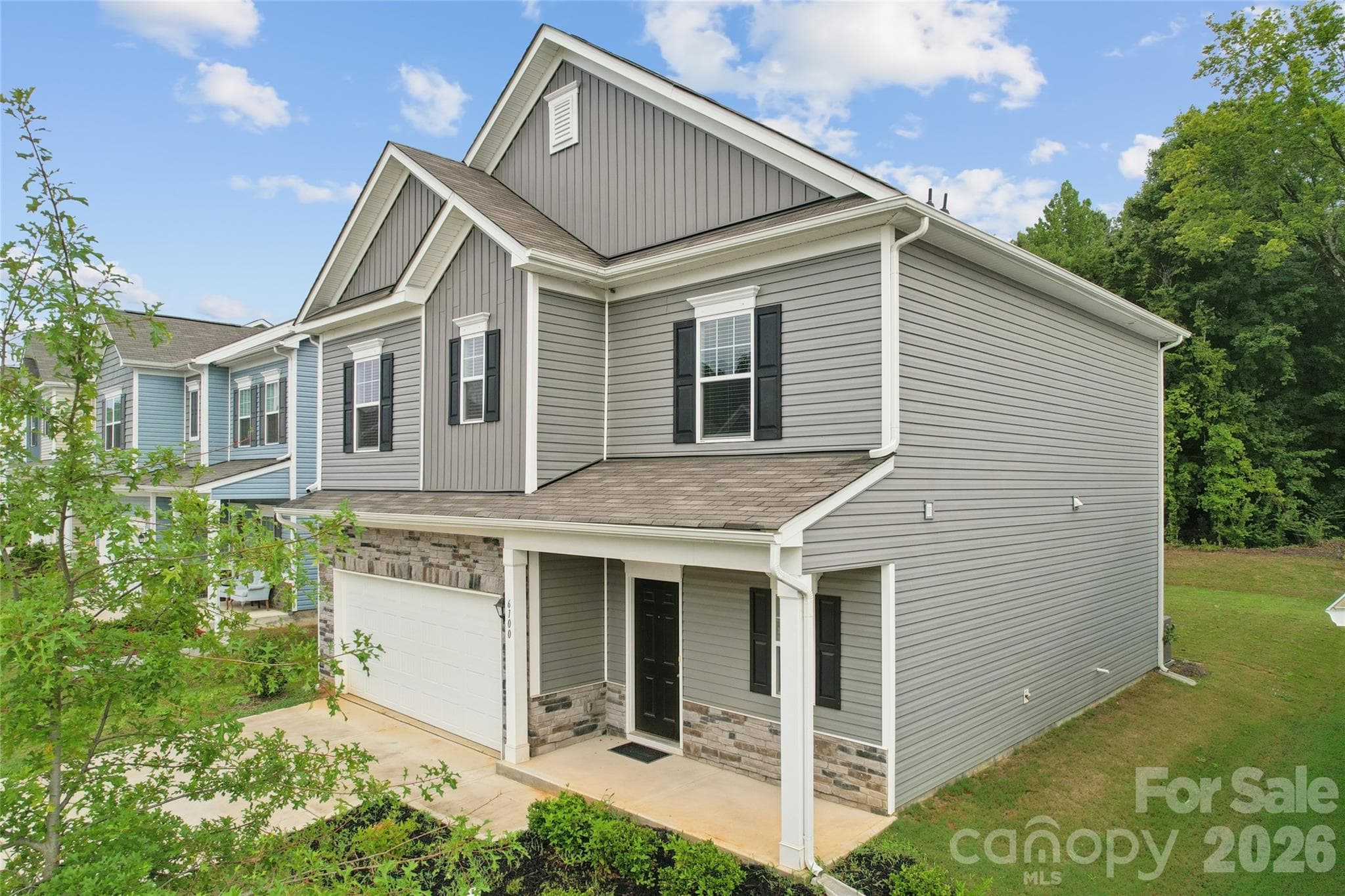 Single Family Residence at 6100 Gala Lane, Charlotte, photo 3 of 42