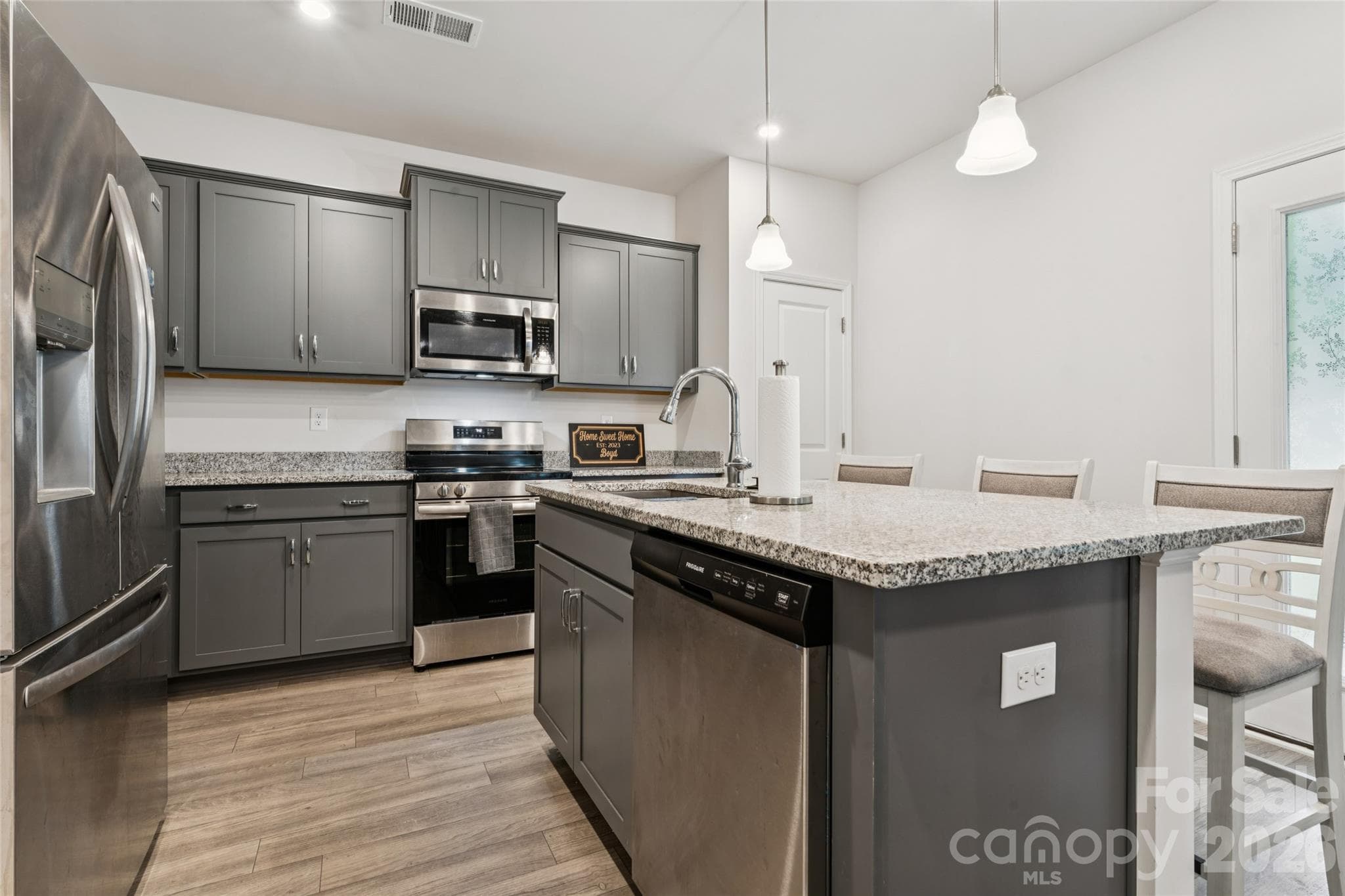 Single Family Residence at 6100 Gala Lane, Charlotte, photo 12 of 42