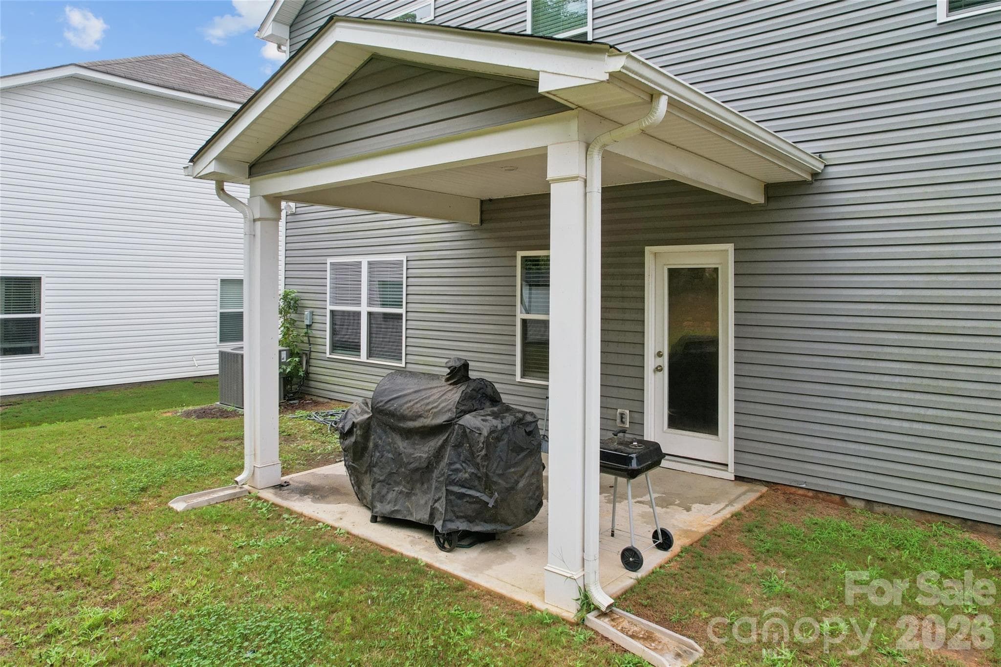Single Family Residence at 6100 Gala Lane, Charlotte, photo 17 of 42
