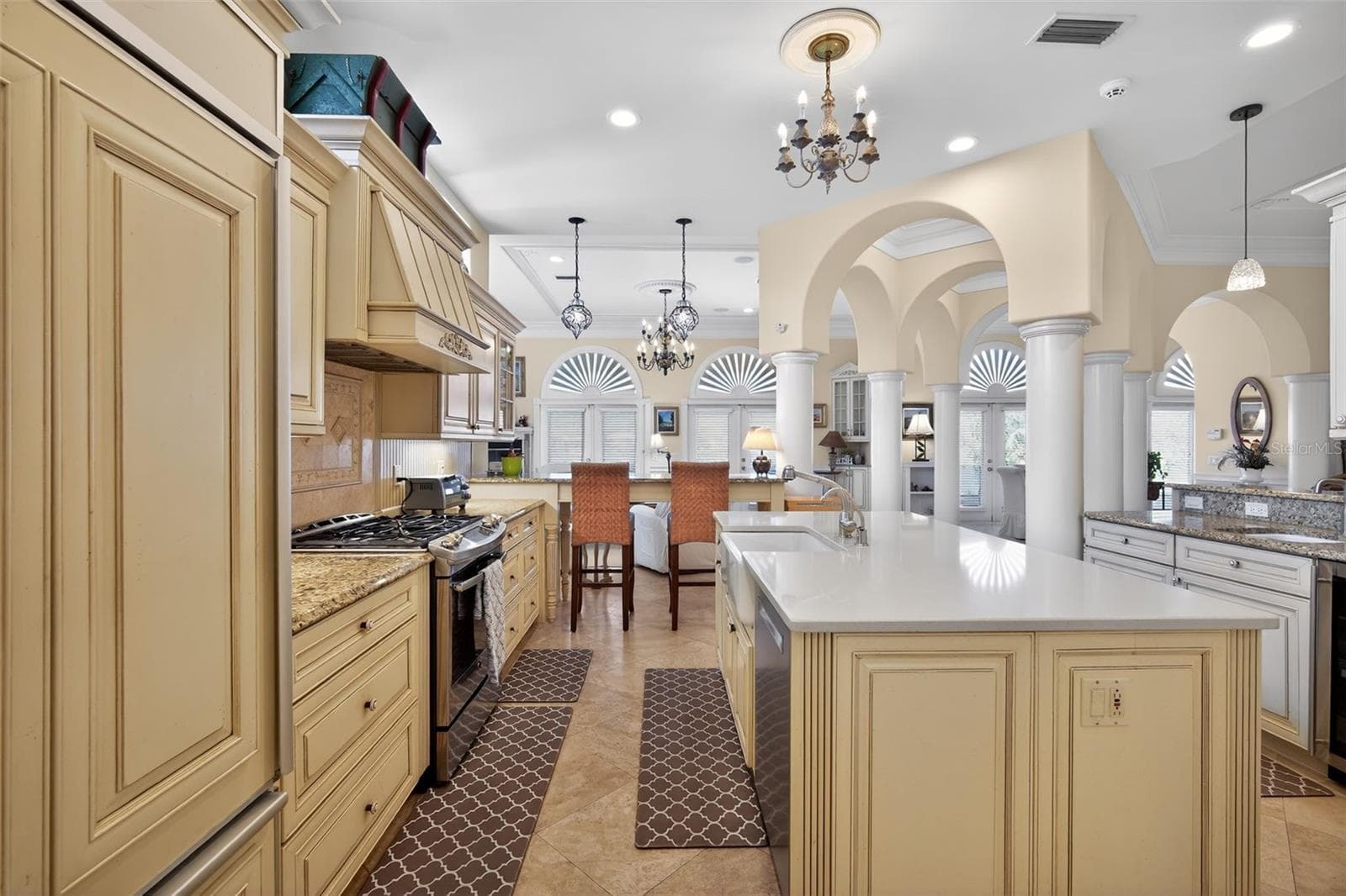 Single Family Residence at 1444 HARBOR DR, SARASOTA, photo 14 of 43