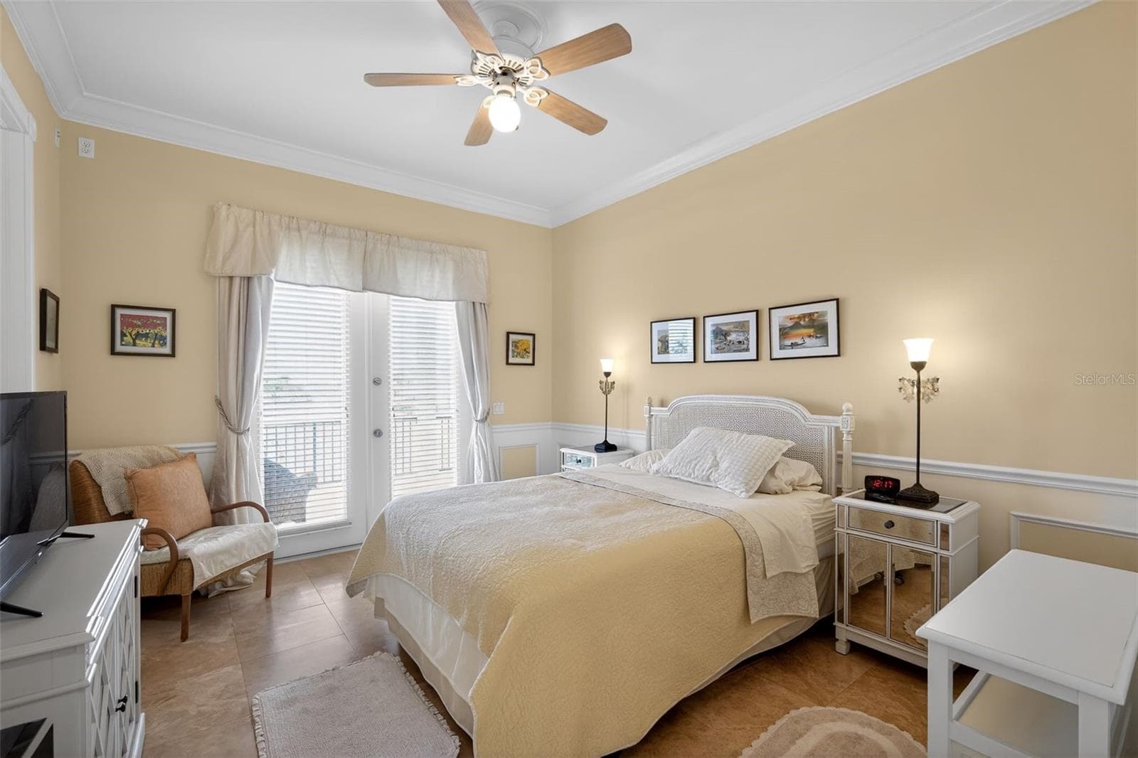 Single Family Residence at 1444 HARBOR DR, SARASOTA, photo 19 of 43