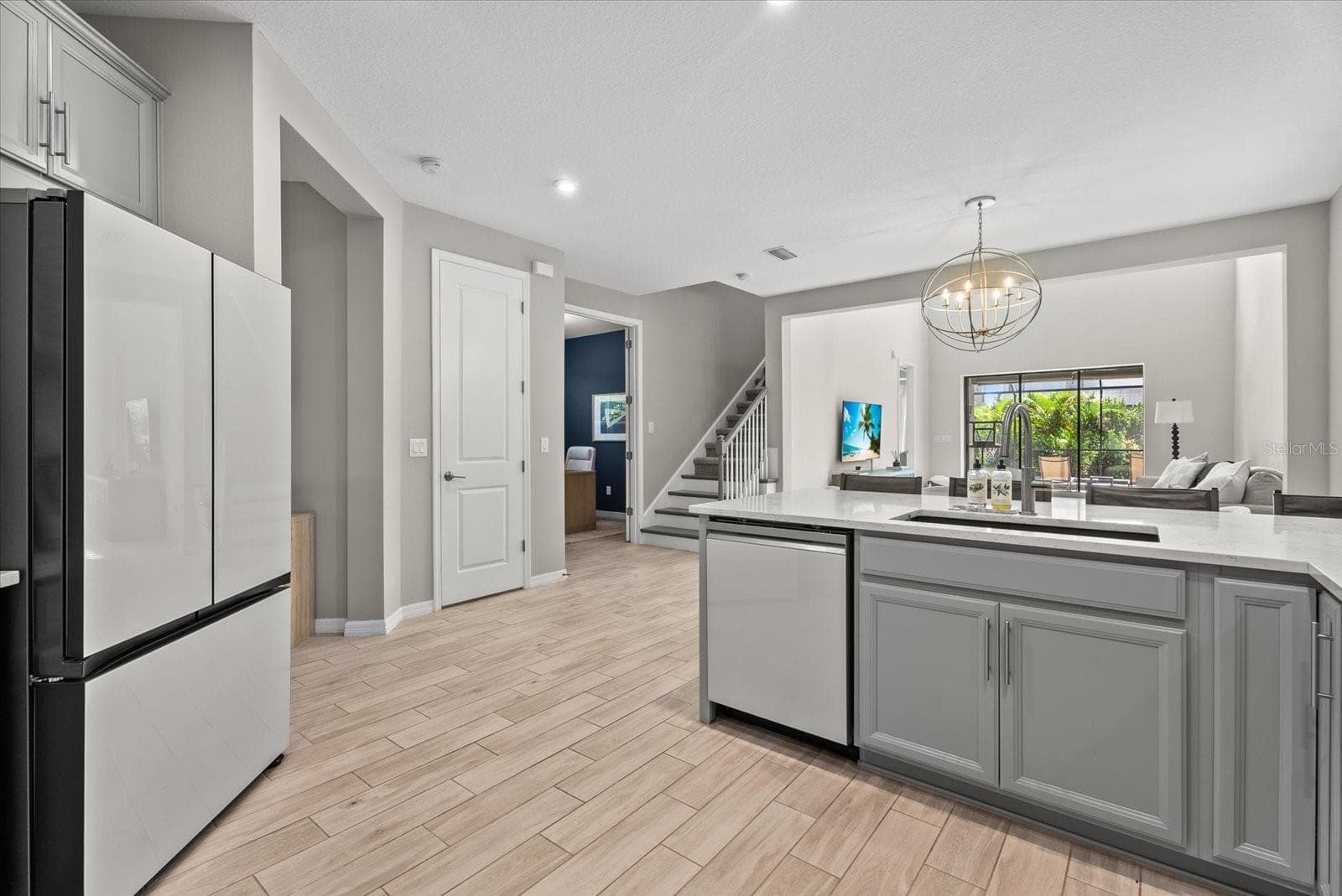 Single Family Residence at 15360 ISLA PALMA LN, NOKOMIS, photo 8 of 53