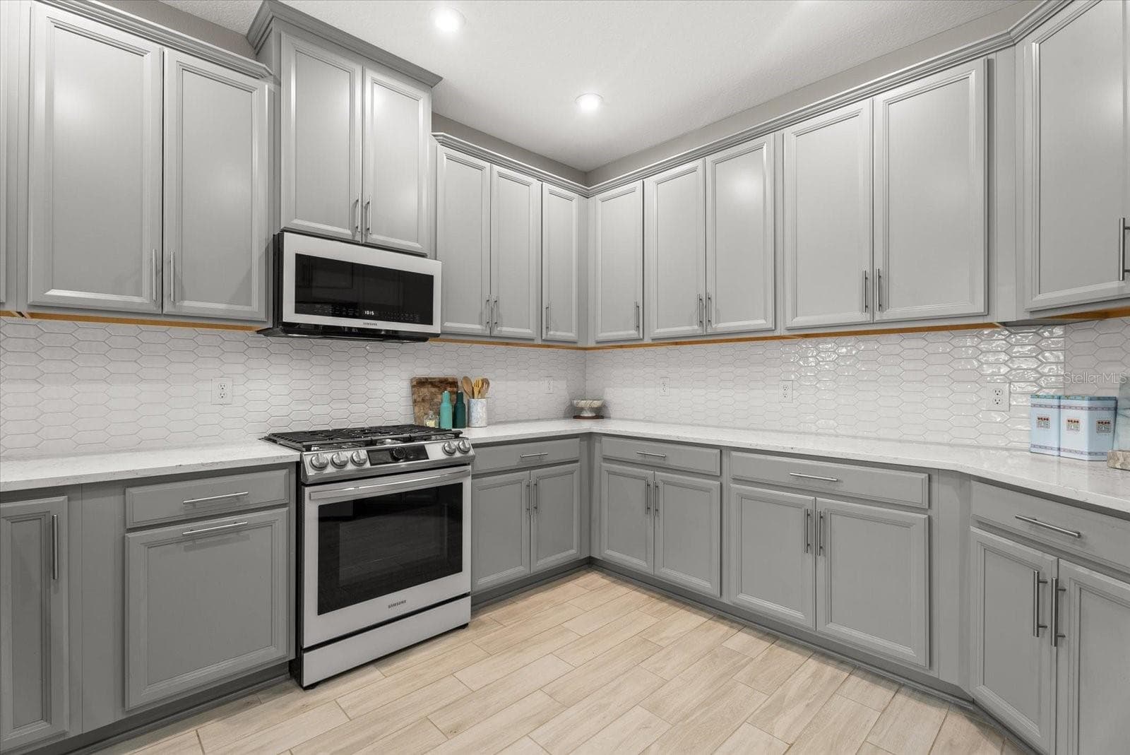 Single Family Residence at 15360 ISLA PALMA LN, NOKOMIS, photo 13 of 53