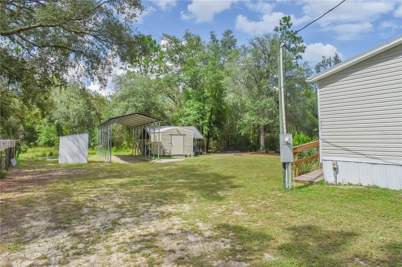 Manufactured Home at 10851 NE 76TH ST, BRONSON, photo 18 of 21