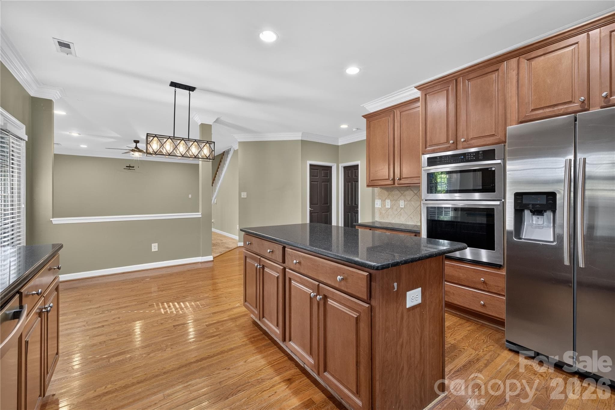 Single Family Residence at 6301 Crown Hill Drive, Charlotte, photo 8 of 48