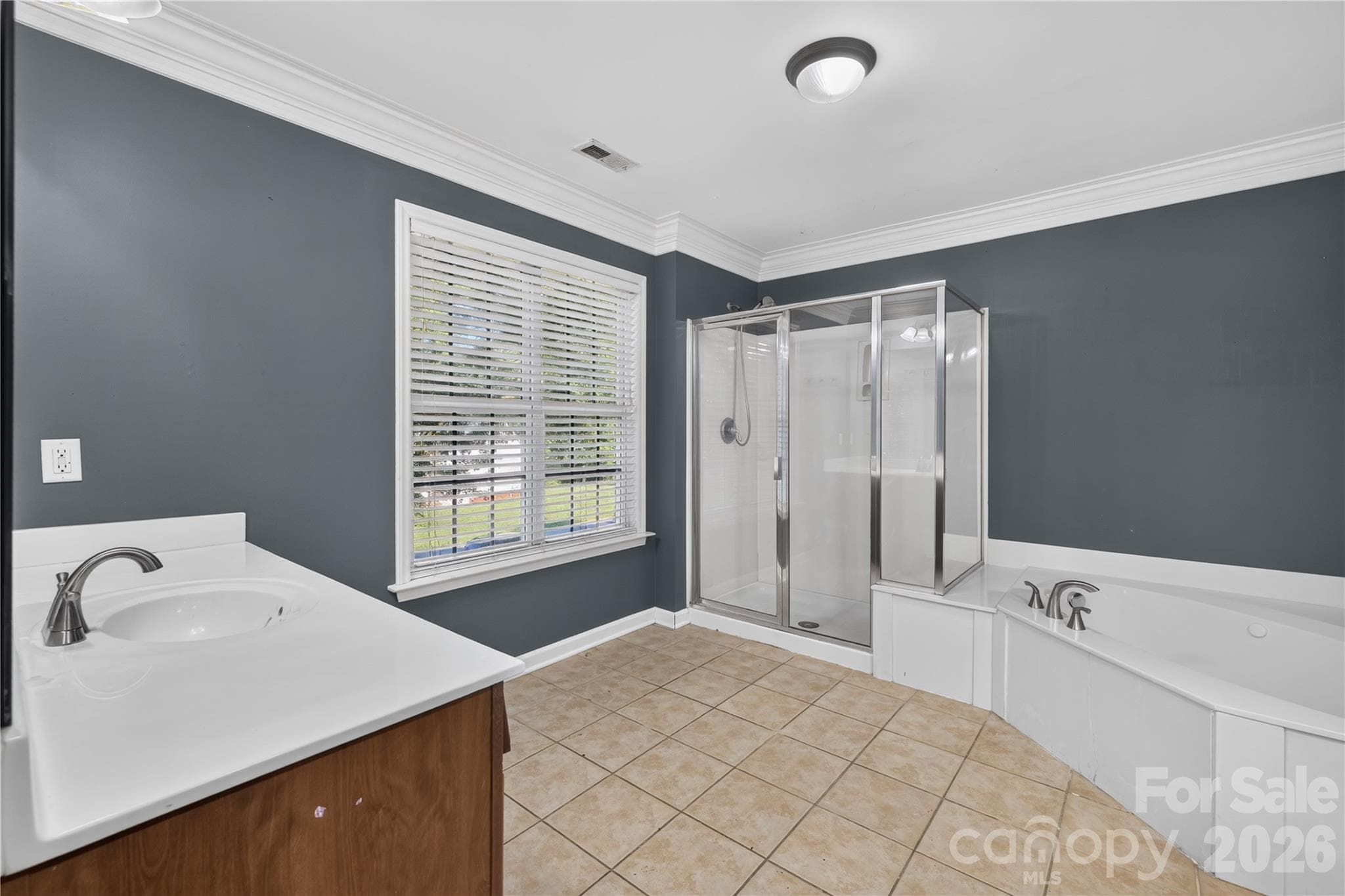 Single Family Residence at 6301 Crown Hill Drive, Charlotte, photo 33 of 48