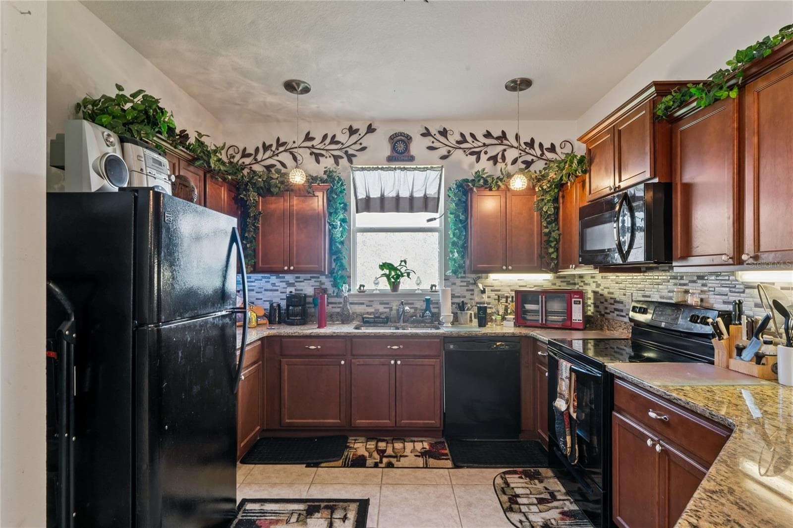 Single Family Residence at 30896 SATINLEAF RUN, BROOKSVILLE, photo 13 of 66