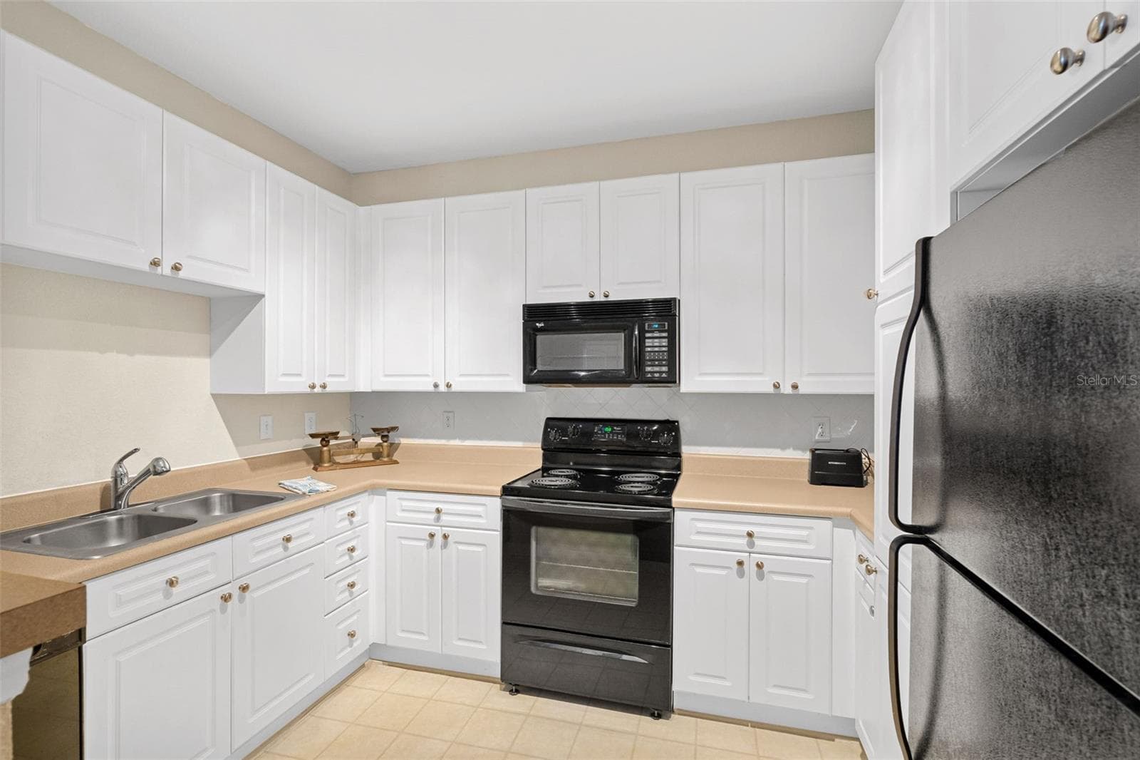 Condominium at 4221 W SPRUCE ST #1310, TAMPA, photo 10 of 19