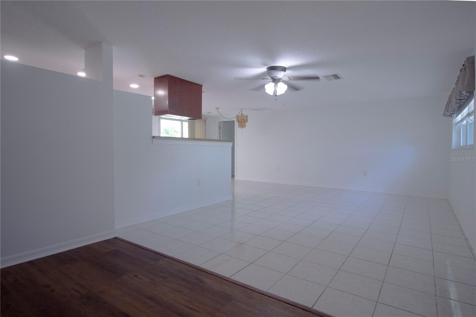 Single Family Residence at 8609 HORIZON LN, HUDSON, photo 9 of 44