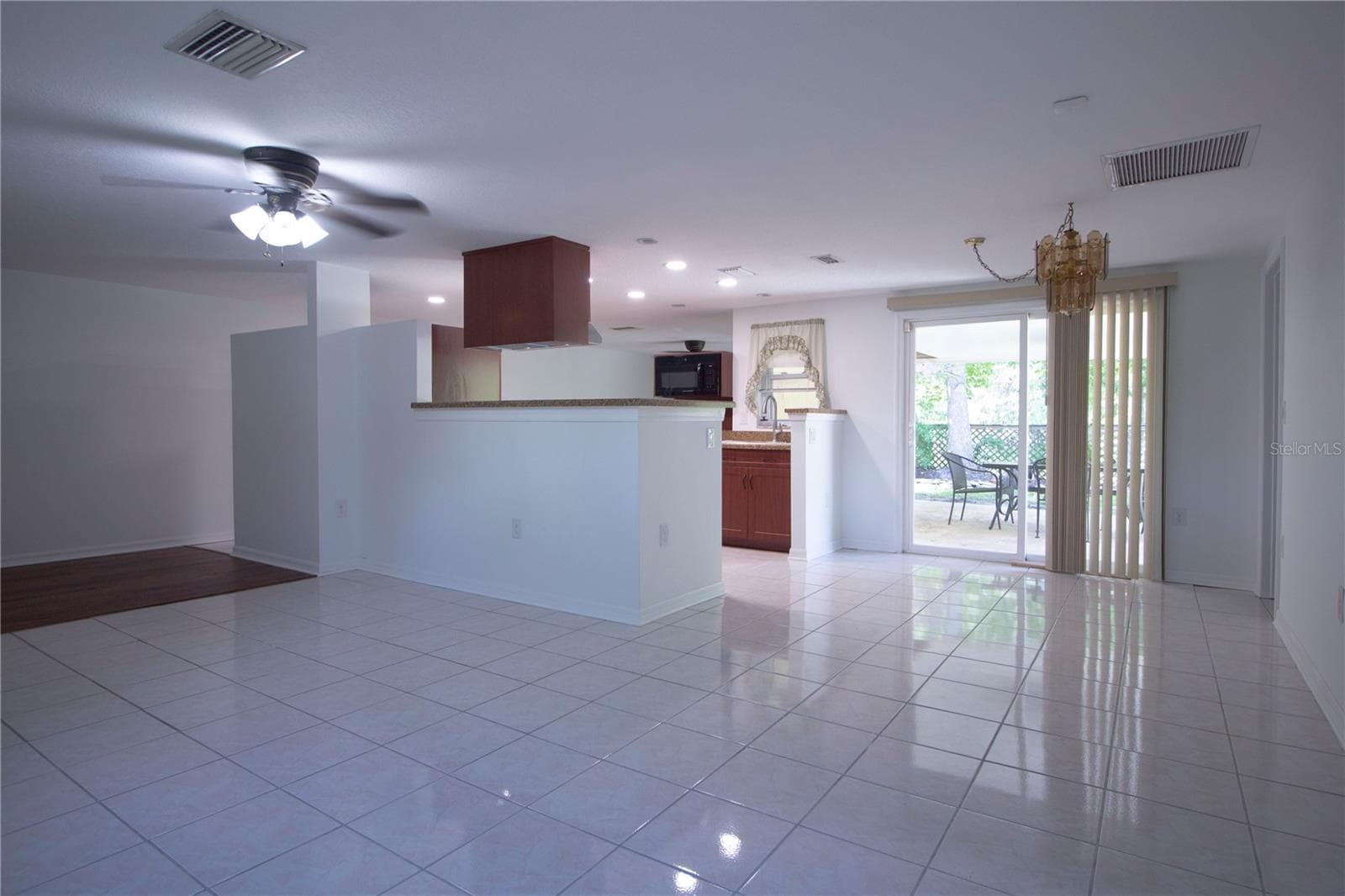 Single Family Residence at 8609 HORIZON LN, HUDSON, photo 10 of 44