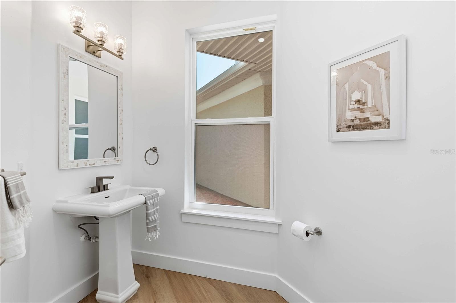 1/2 bath - 1354 TEAROSE PL, SARASOTA