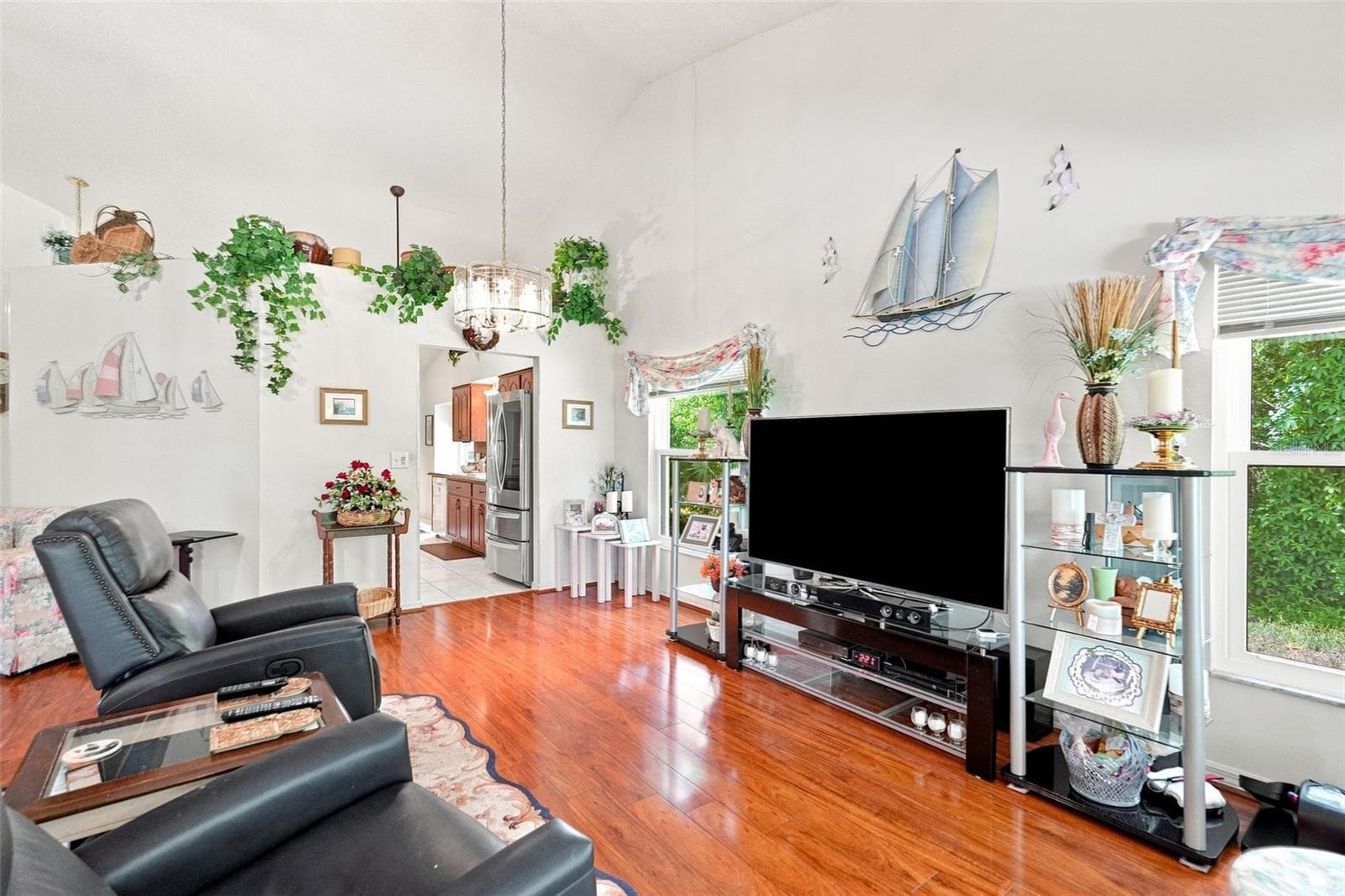 Garage Condo at 9239 TURNBERRY CT, NEW PORT RICHEY, photo 6 of 41