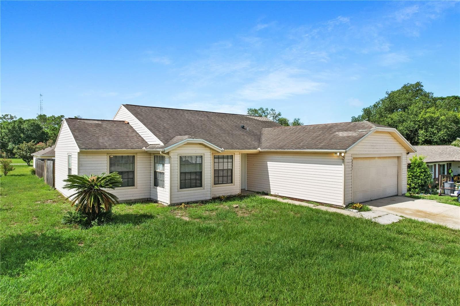 Single Family Residence at 3491 MONUMENT DR, DELTONA, photo 3 of 37