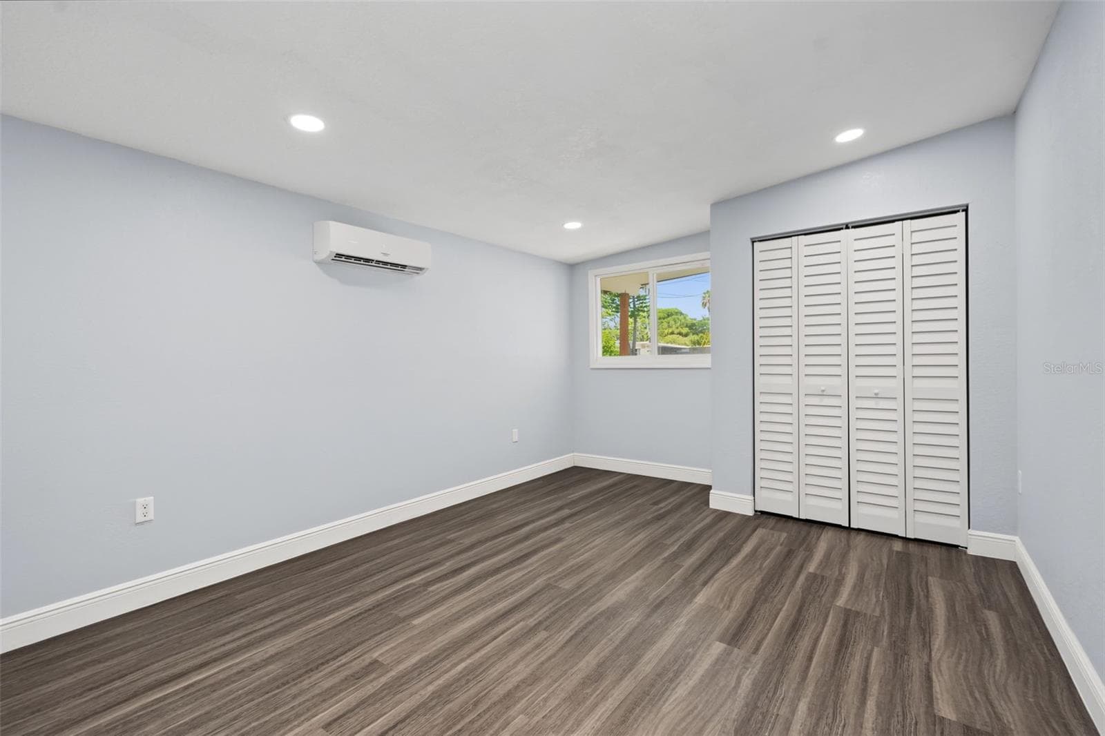 Single Family Residence at 7377 ROYAL PALM DR, NEW PORT RICHEY, photo 13 of 37