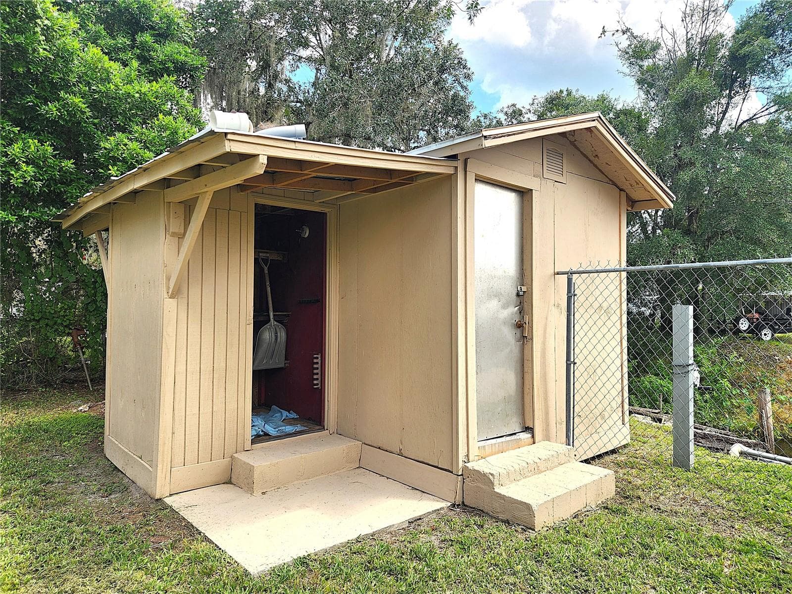 Storage Shed - 23824 NE 188TH PL, FORT MC COY