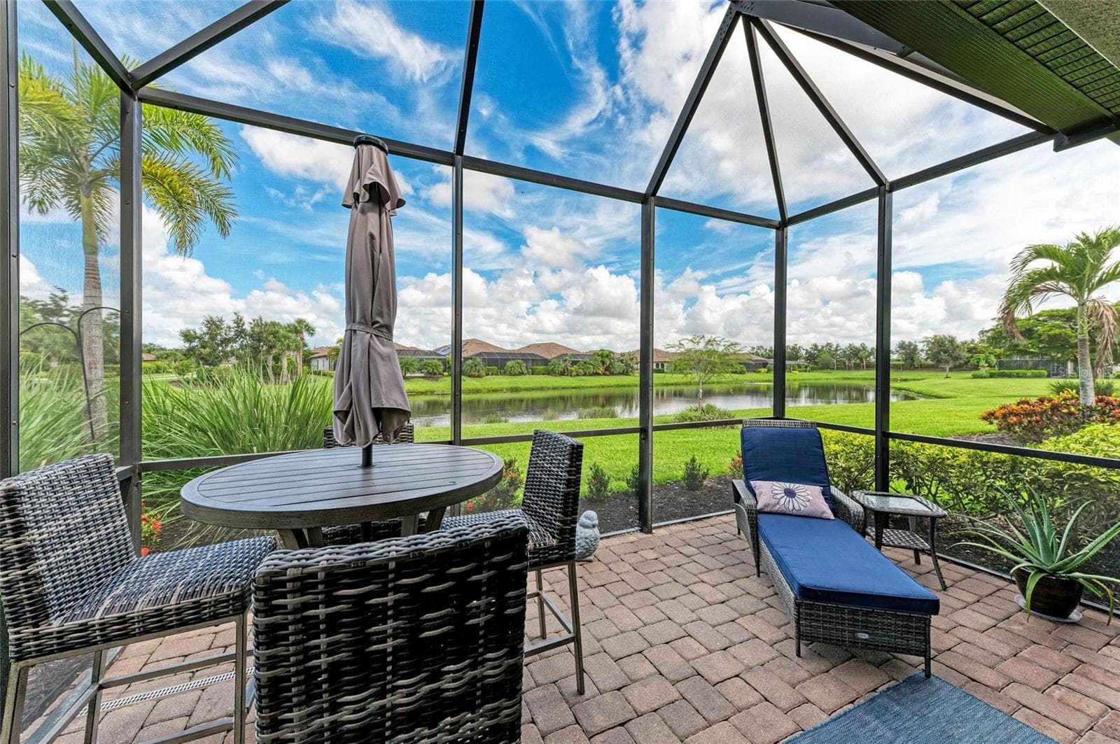 Single Family Residence at 8737 BELLUSSI DR, SARASOTA, photo 6 of 57
