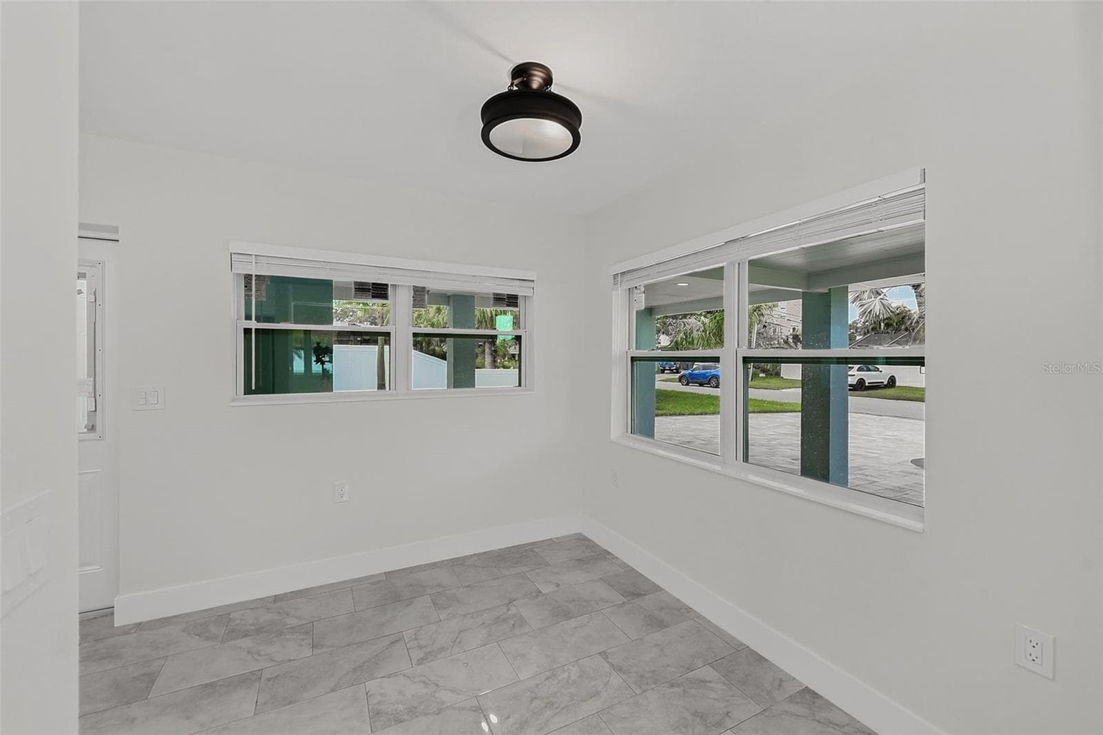 Single Family Residence at 2425 BAYWOOD DR E, DUNEDIN, photo 11 of 44