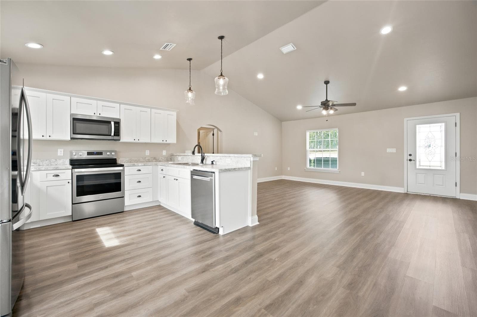 Single Family Residence at 831 NE 150TH AVE, WILLISTON, photo 9 of 39