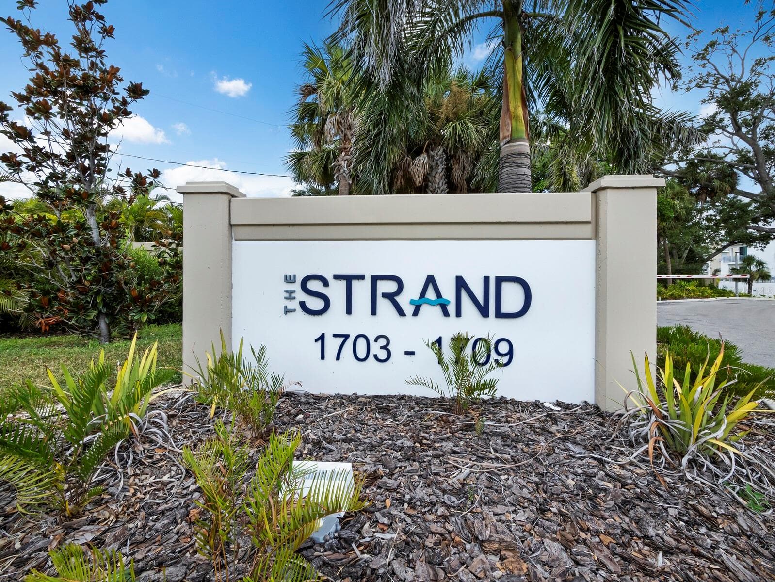 A desirable combination of waterfront living built in 2022 - 1709 N TAMIAMI TRL #418, SARASOTA