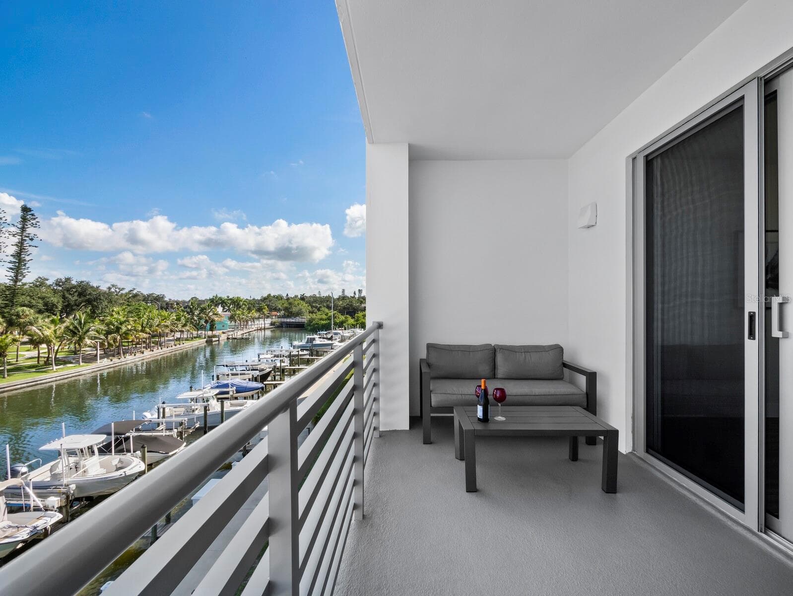 View looking east - 1709 N TAMIAMI TRL #418, SARASOTA