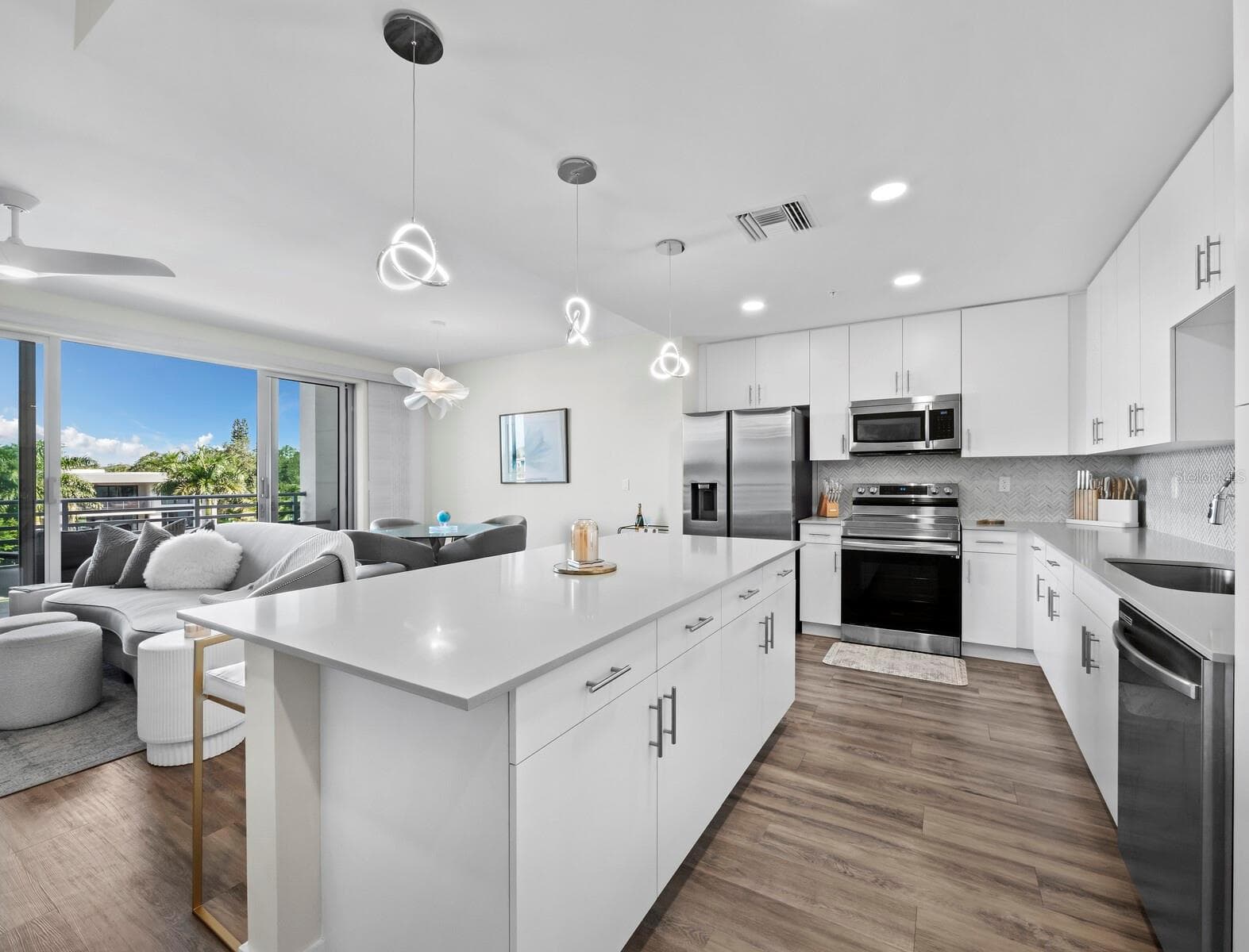 Condominium at 1709 N TAMIAMI TRL #418, SARASOTA, photo 18 of 53