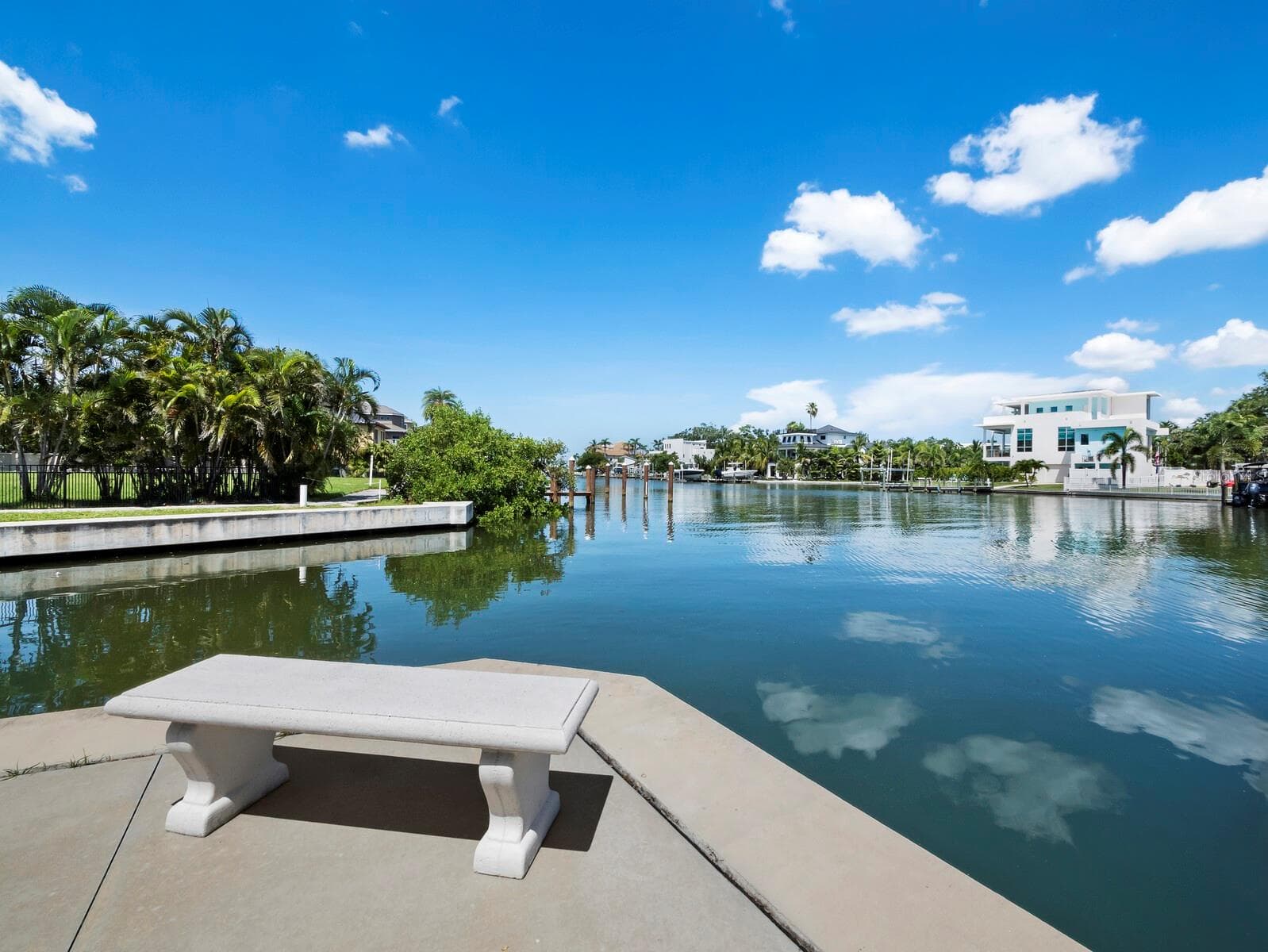 Looking west - 1709 N TAMIAMI TRL #418, SARASOTA