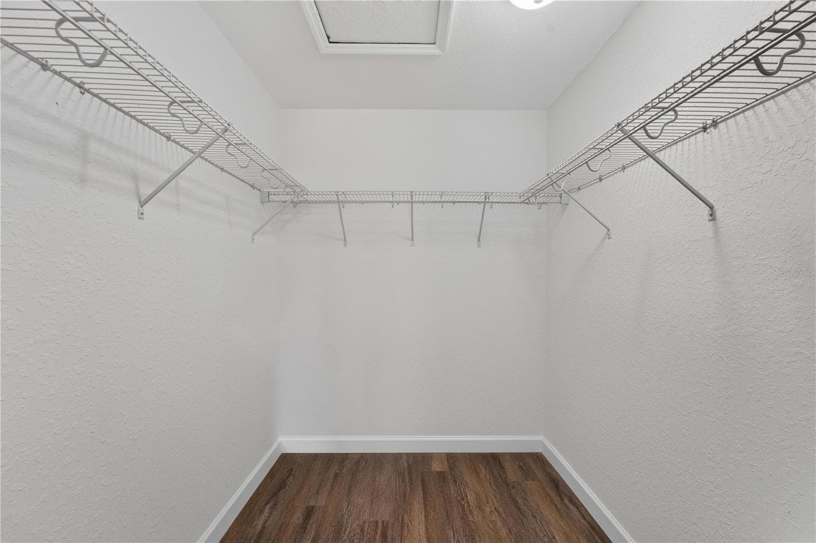Single Family Residence at 138 FISHER RUN, OCKLAWAHA, photo 10 of 32