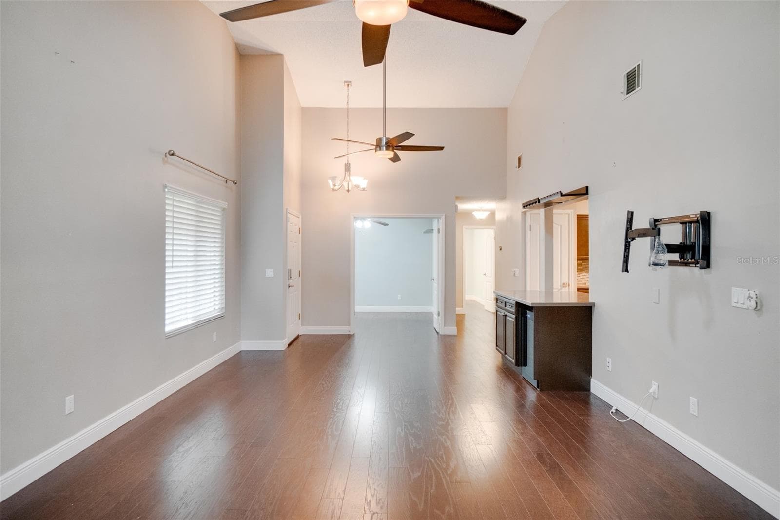 Townhouse at 419 NEWTON PL, LONGWOOD, photo 5 of 31