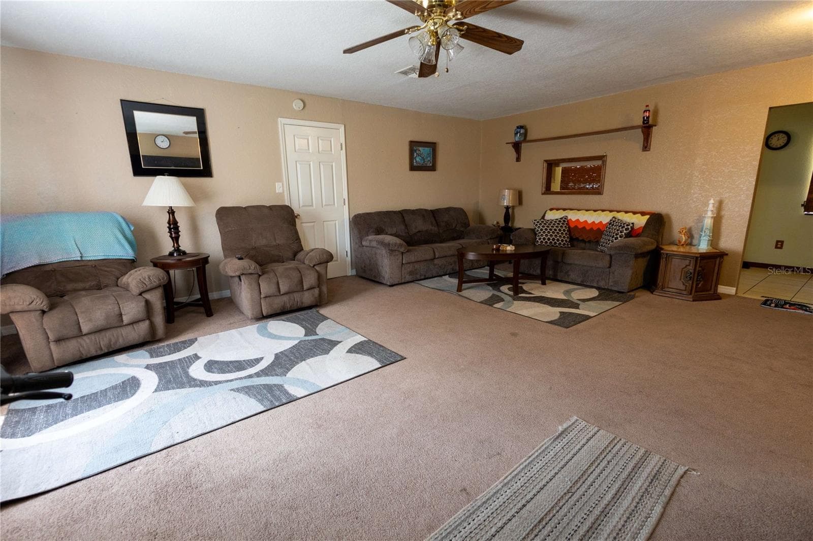 Single Family Residence at 8301 WEEPING WILLOW ST, BROOKSVILLE, photo 7 of 50