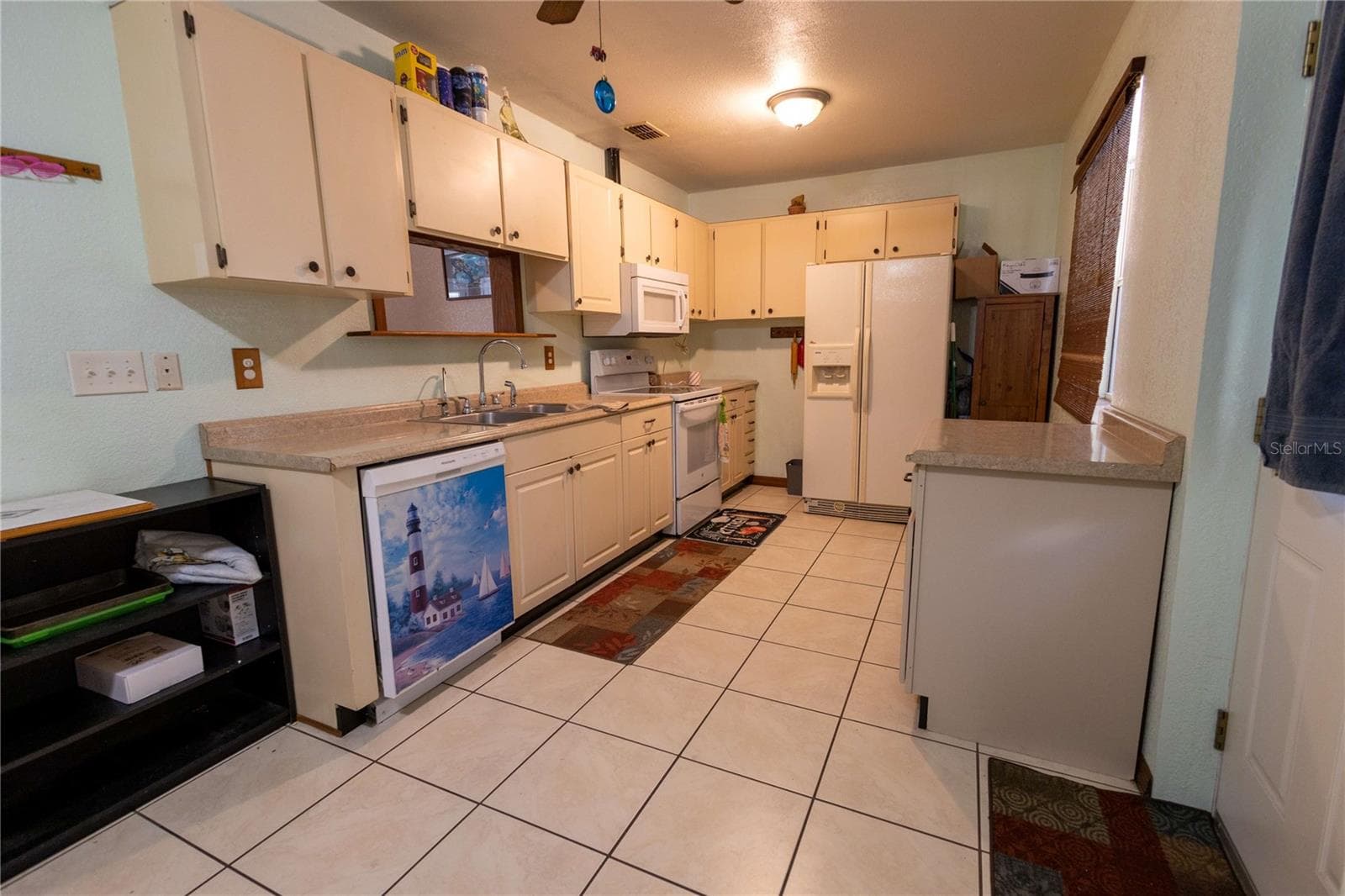 Single Family Residence at 8301 WEEPING WILLOW ST, BROOKSVILLE, photo 12 of 50