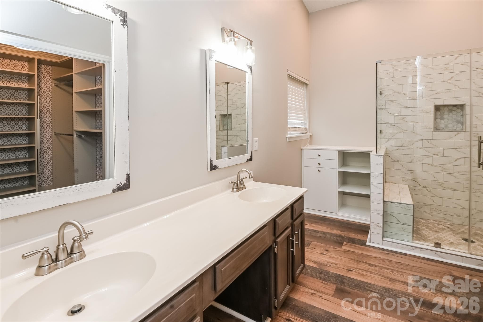 Single Family Residence at 11358 Clayford Ridge, Charlotte, photo 8 of 15