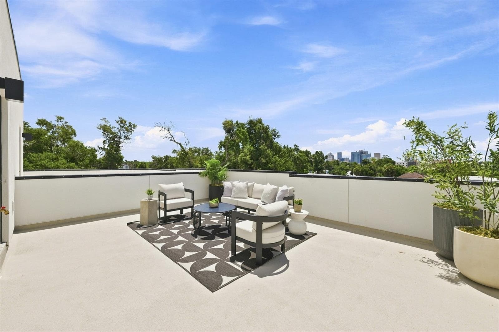Townhouse at 310 W COLUMBUS DR #8, TAMPA, photo 26 of 31