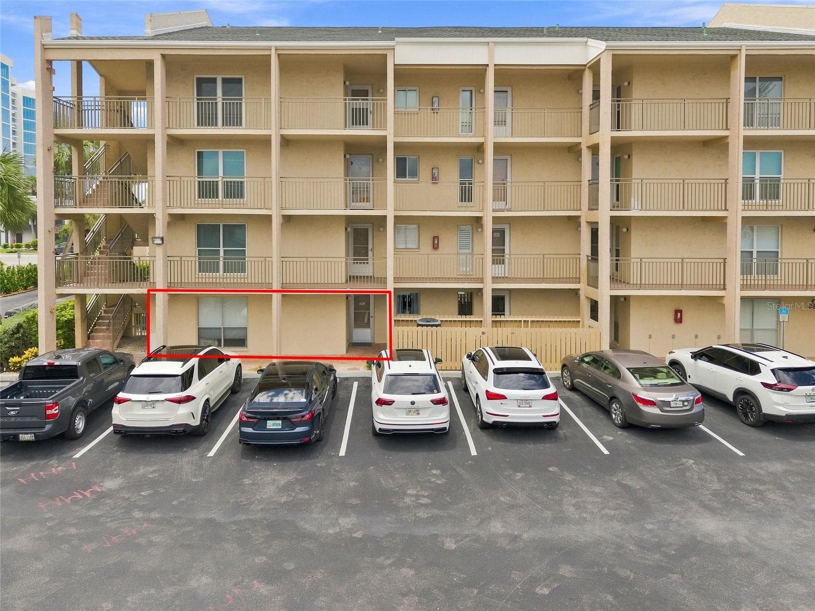 Condominium at 845 BENJAMIN FRANKLIN DR #101, SARASOTA, photo 3 of 25